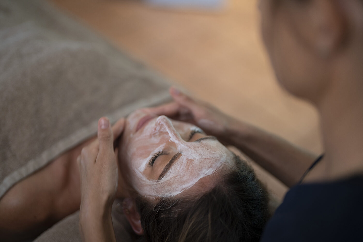 Massage Therapist Facial North Tamborine Mountain Beechmont Canungra